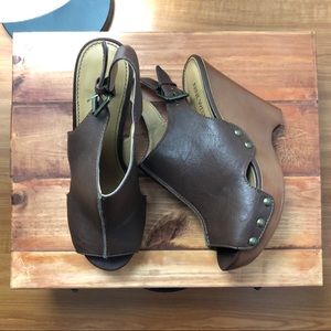 NINE WEST || Brown Wedges